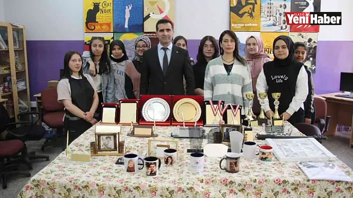 Elazığ'da öğrenciler hem okuyup hem meslek öğrenerek harçlıklarını çıkarıyor