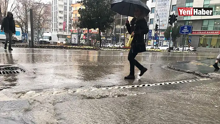 Elazığ'da sağanak yağış etkili oldu