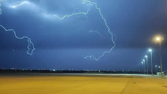 Elazığ'da Romantik Gece!