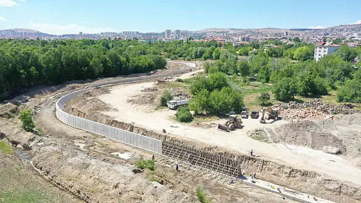 Elazığ'da Çalışmalar Sürüyor