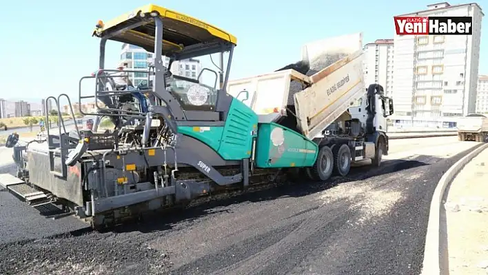 Elazığ'da Yol Çalışmaları Sürüyor