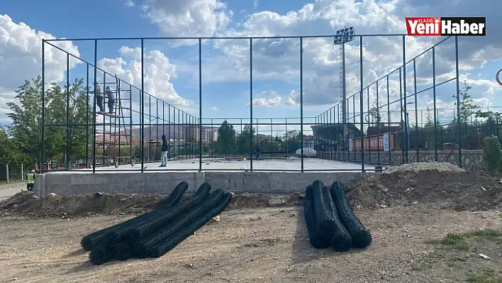 Elazığ Gençlik Merkezi'ne tenis kortu