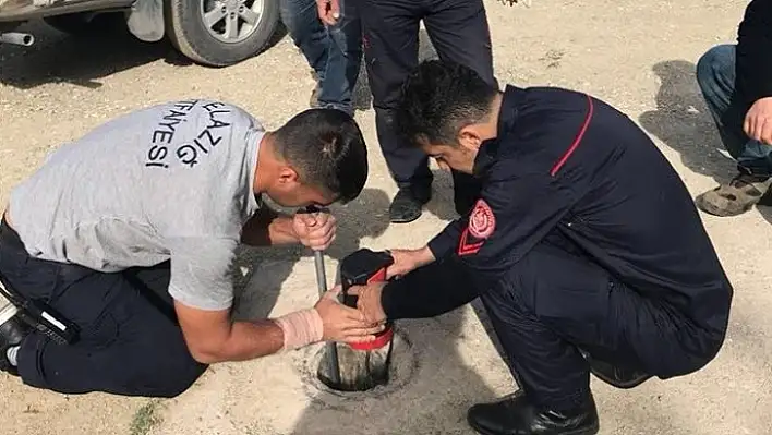 Yavru Köpeğin İmdadına İtfaiye Ekipleri Koştu