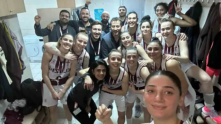 Elazığ İl Özel İdare: 70 - İzmit Belediyespor: 67