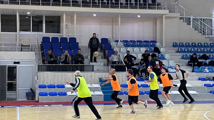 Elazığ İl Özel İdare birimler arası basketbol turnuvası başladı