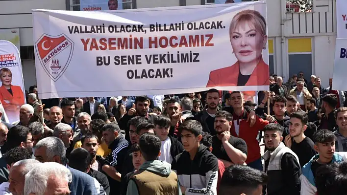 Yasemin Hocadan Elazığpsorlulara Jest