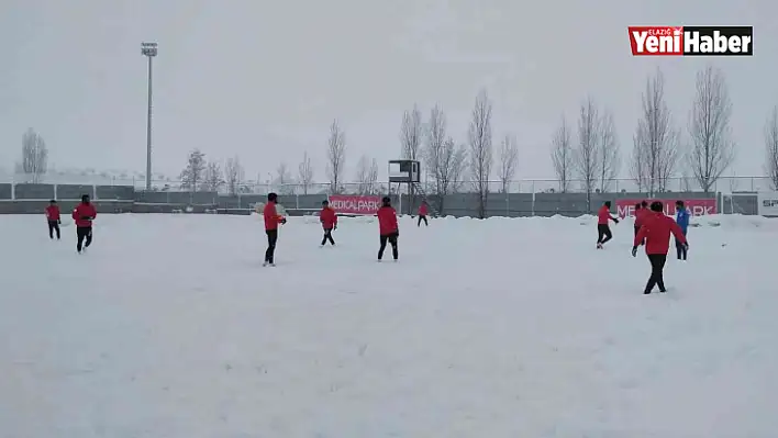 Elazığspor, Artvin Hopaspor maçı hazırlıklarını sürdürüyor