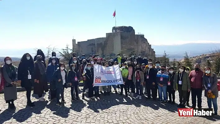 Erzincanlı Gençler Elazığ'ı Gezdi