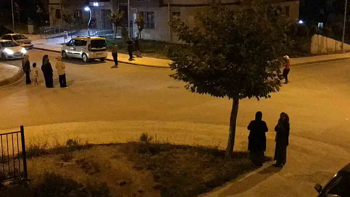 Elazığ'da Korkutan Deprem!