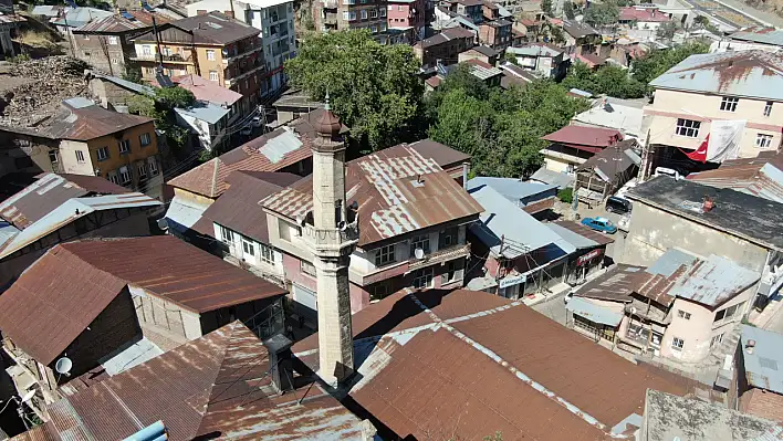 Tarihi Cami Destek Bekliyor