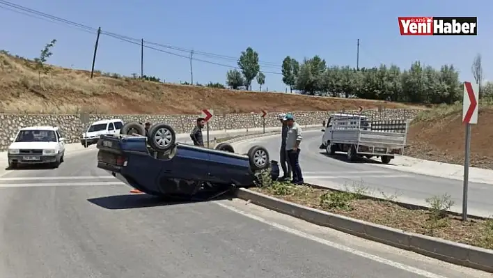 Ters Dönen Otomobilden Burnu Kanamadan Çıktı