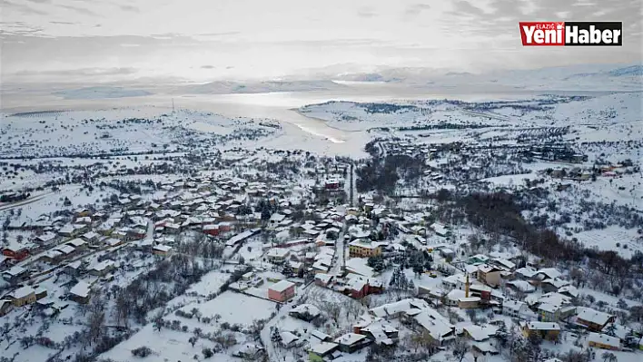 Türkiye'nin En Yaşlı İlçesi Ağın'da Kar Manzarası