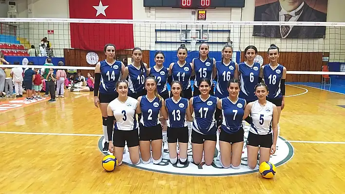 Voleybolda Elazığ takımları kayıp