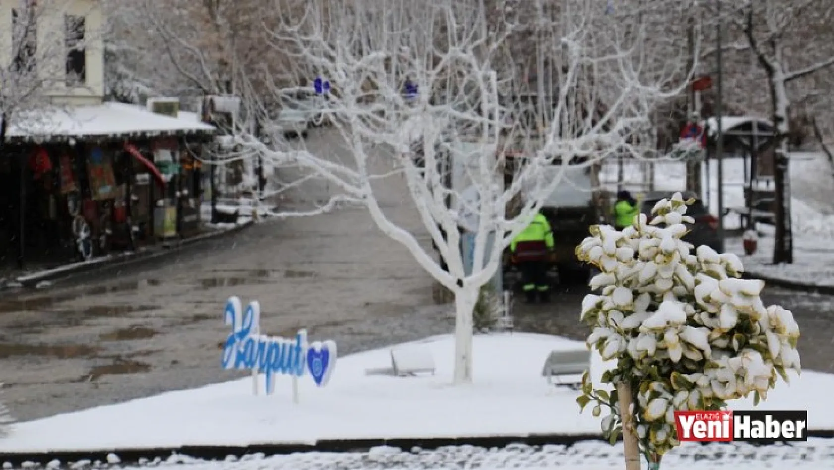 Elazığ'da Kar Yağışı Harput'a Beyaz Gelinlik Giydirdi