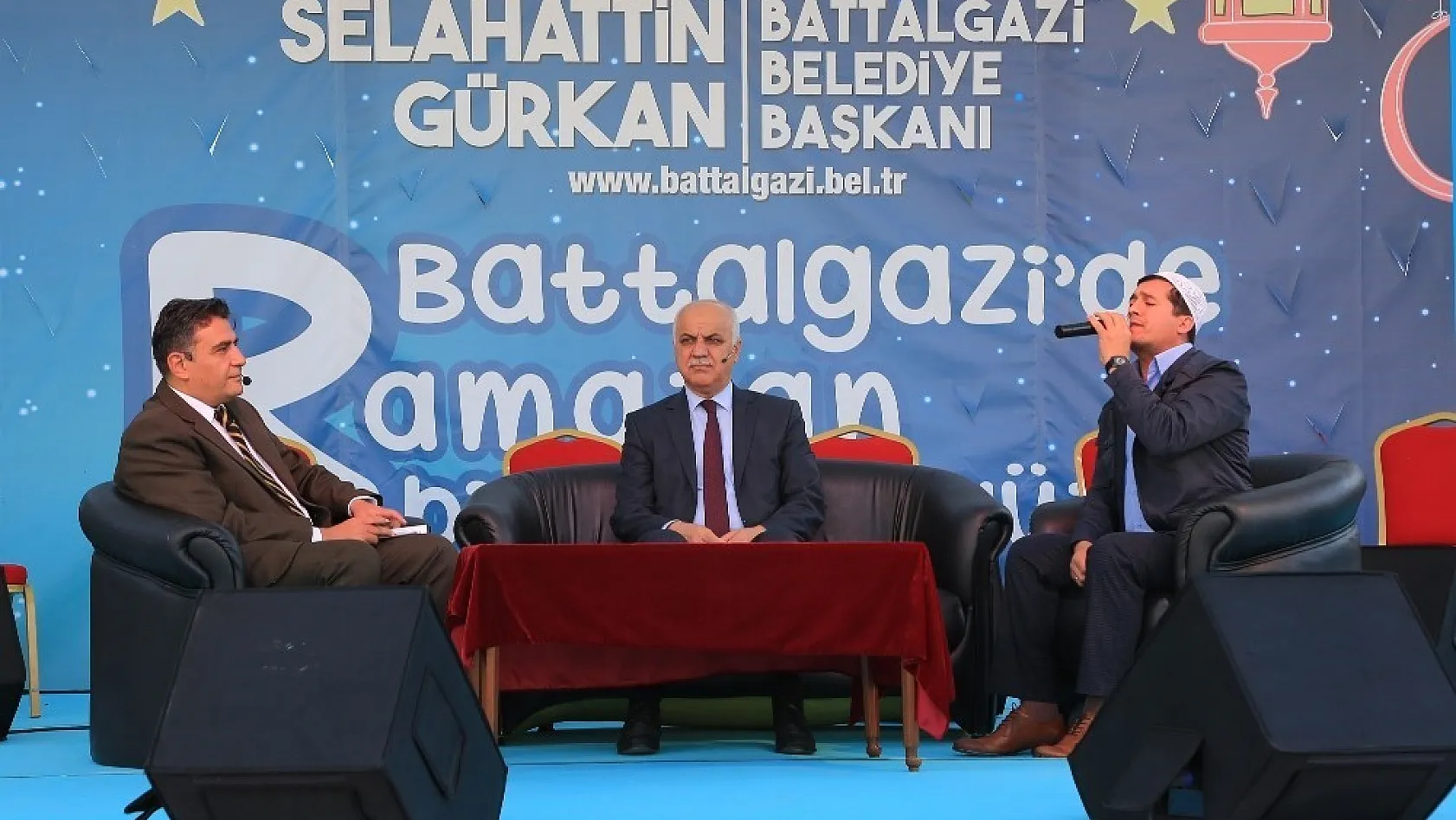 Başkan Gürkan ilk iftarını vatandaşlarla birlikte açtı 
