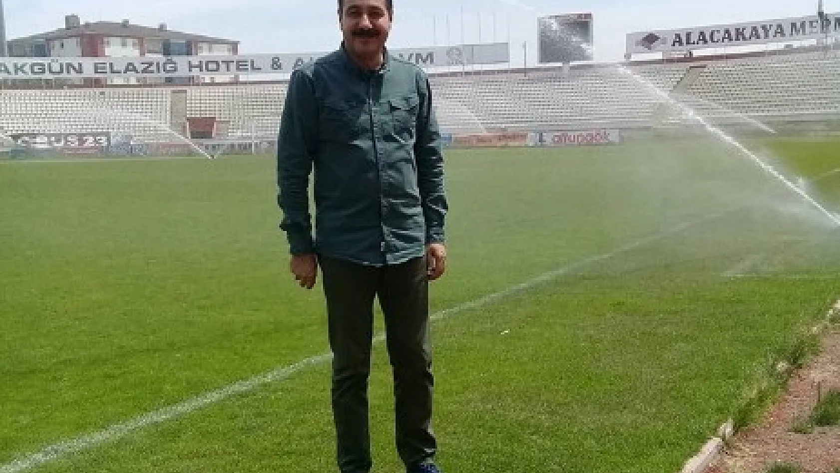Atatürk Stadyumu zemini suya kavuştu