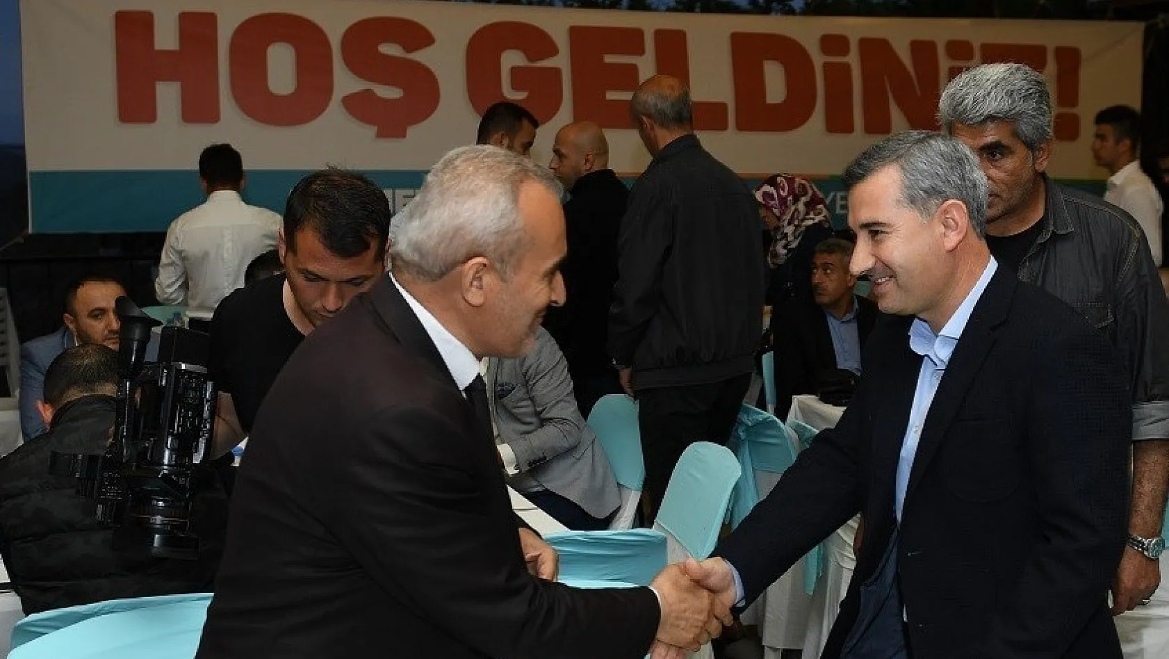 Başkan Çınar, basın mensuplarını iftar yemeğinde ağırladı 