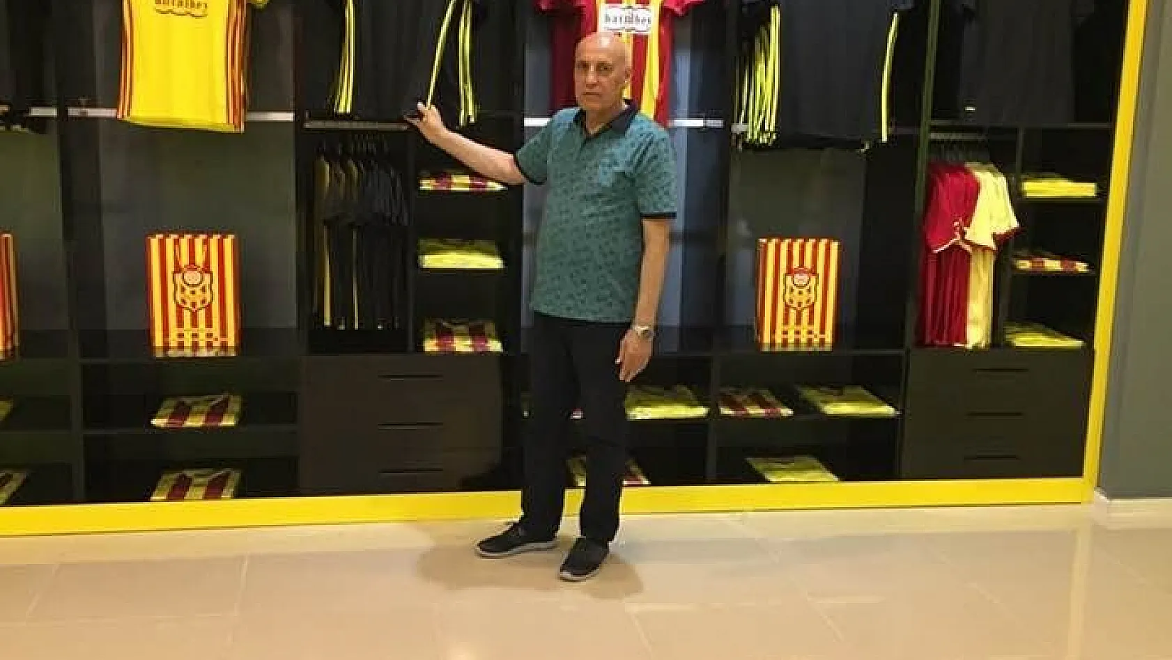 Evkur Yeni Malatyaspor Store Mağazasında sona gelindi 
