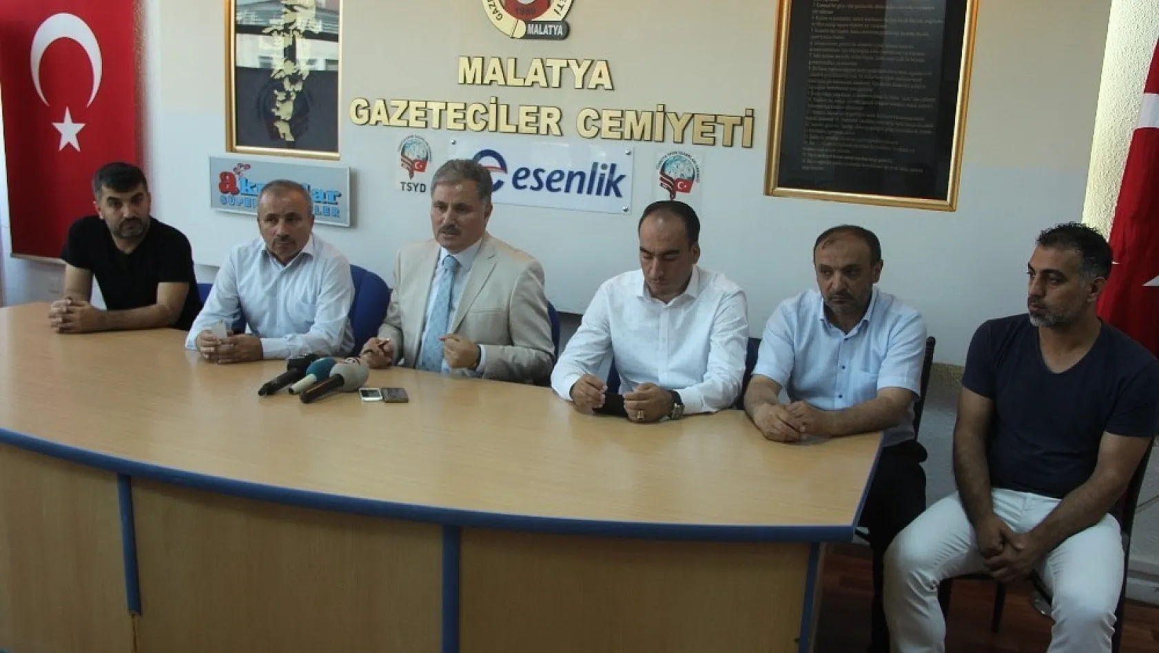 Milletvekili Çakır, Malatya Gazeteciler Cemiyetini ziyaret etti 