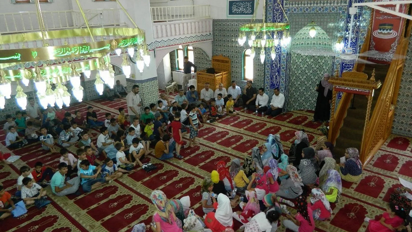 Kur'an kursu öğrencileri 15 Temmuz şehitlerini unutmadı 