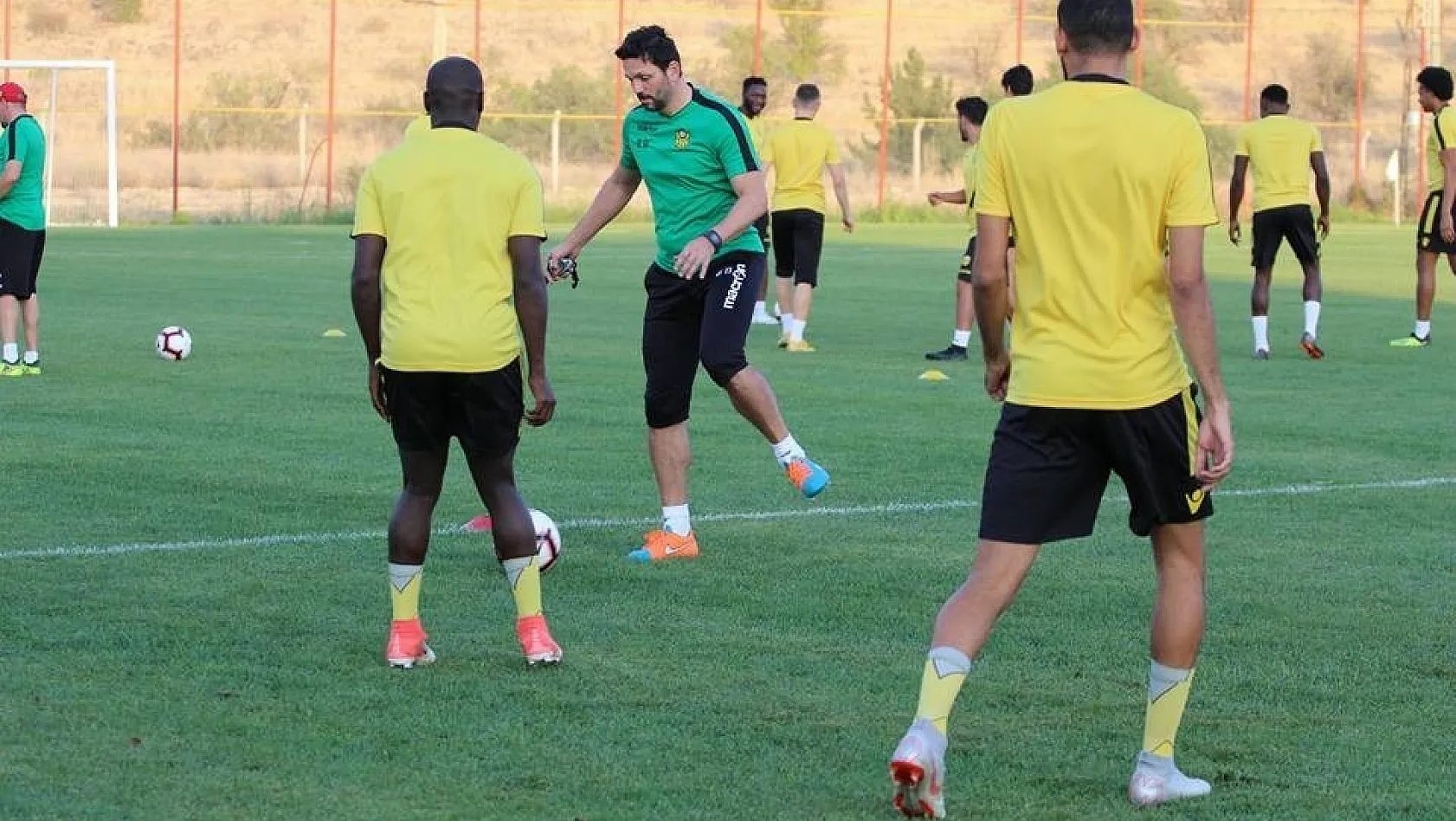 Evkur Yeni Malatyaspor'da Beşiktaş maçı hazırlıkları yarın başlıyor 
