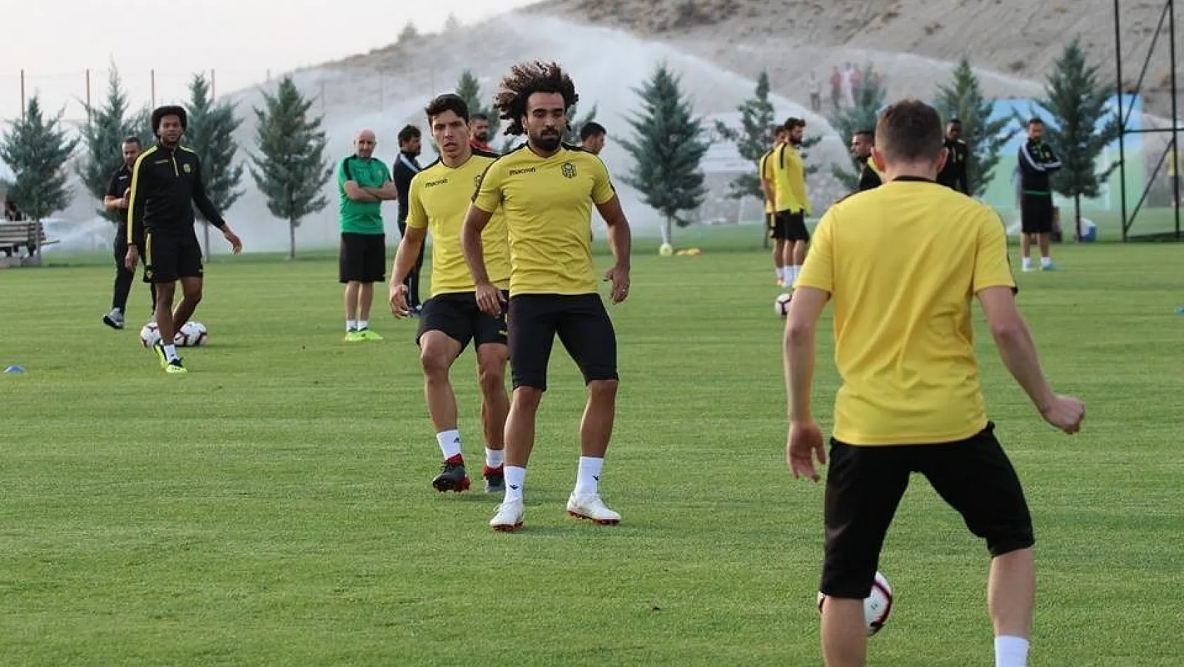 Evkur Yeni Malatyaspor'da Beşiktaş maçı hazırlıkları sürüyor 