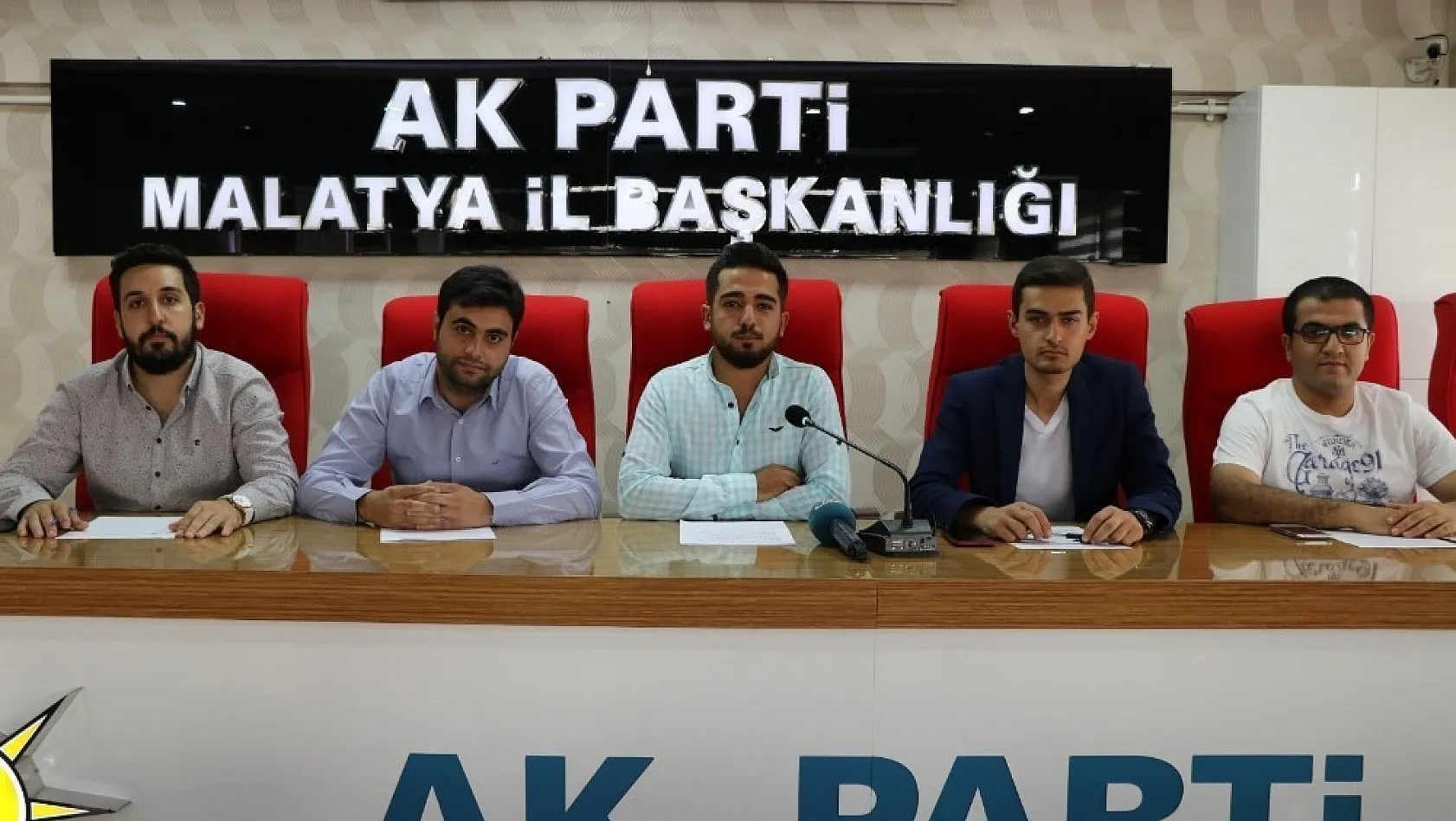AK Partili gençlerden 12 Eylül açıklaması 