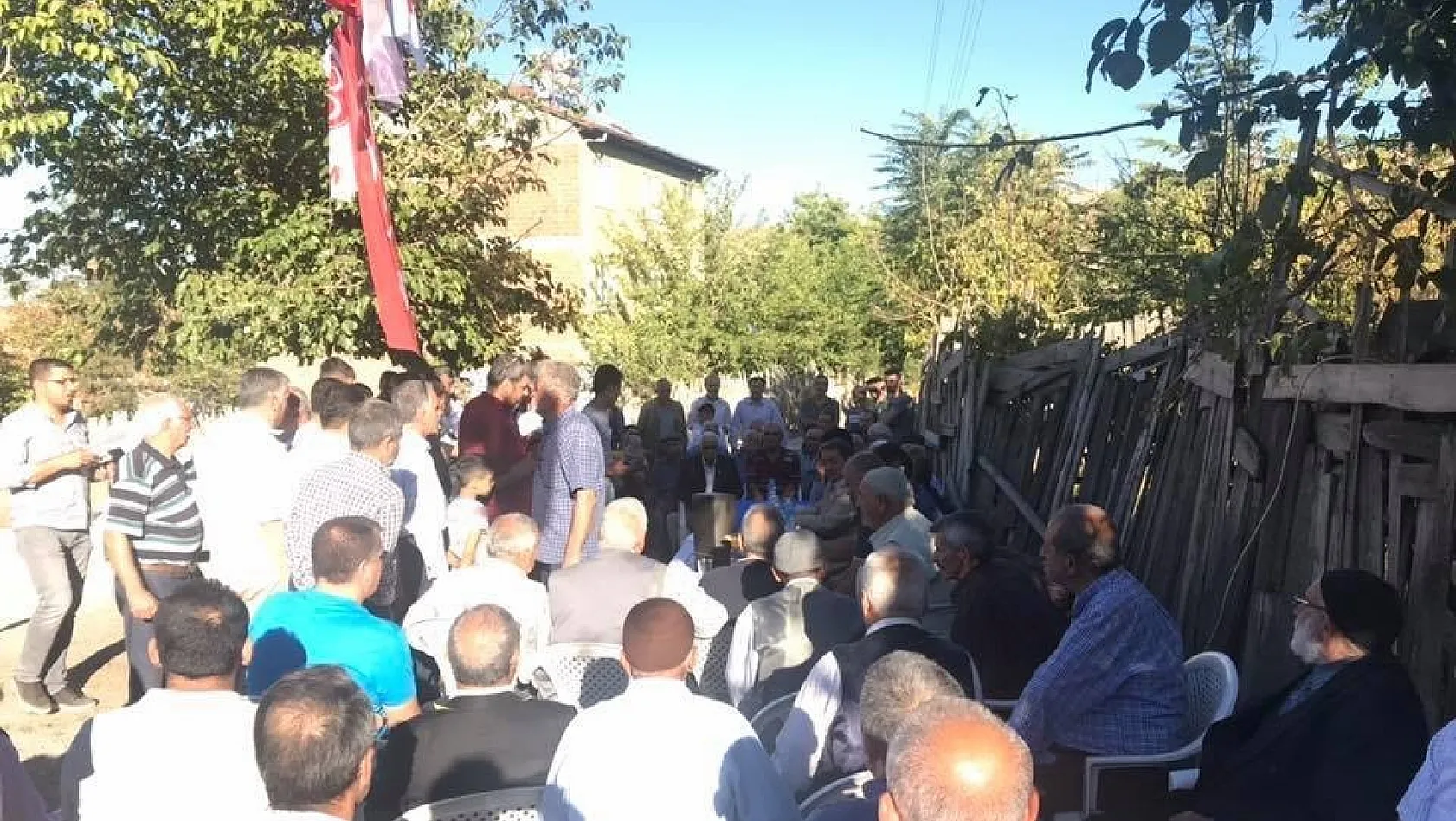 Milletvekili Fendoğlu, Beydağı Mahallesi'nde sorunları dinledi 