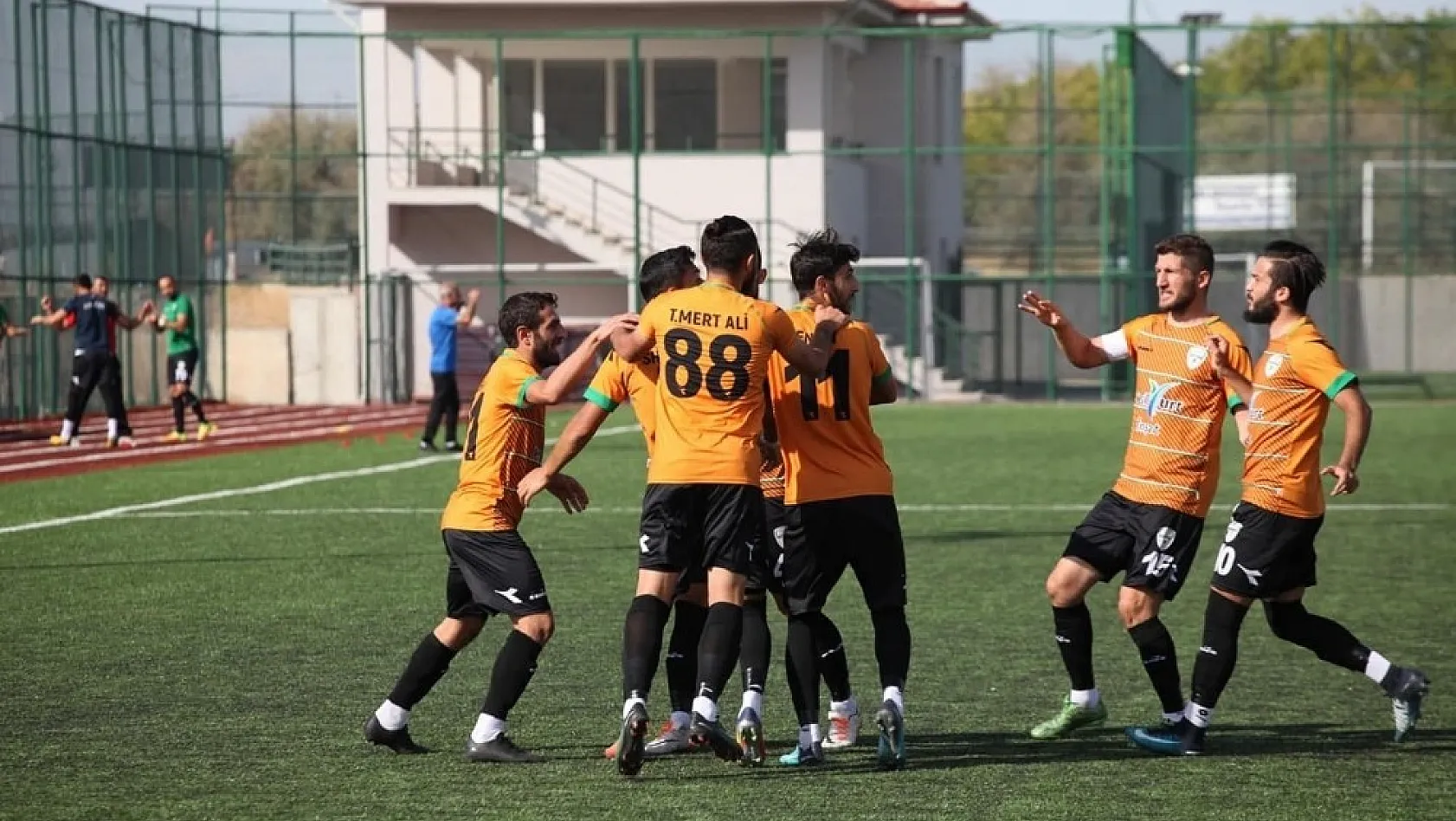 M.Yeşilyurt Belediyespor'da 11 Nisan maçı hazırlıkları başladı 