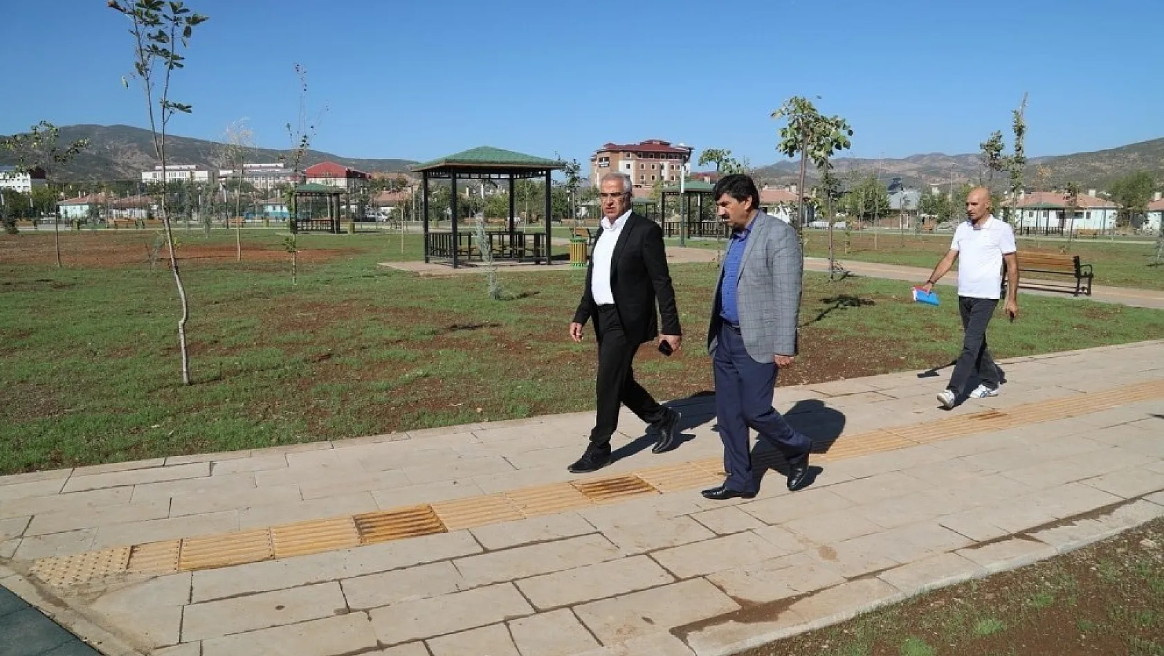 Başkan  Barakazi: 'Bölgenin gözde parklarından birini inşa ettik' 