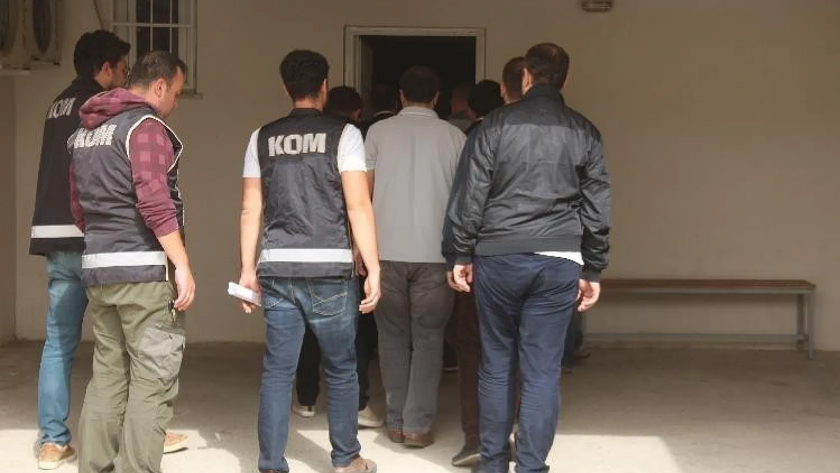 Elazığ'da FETÖ'den 2 tutuklama 