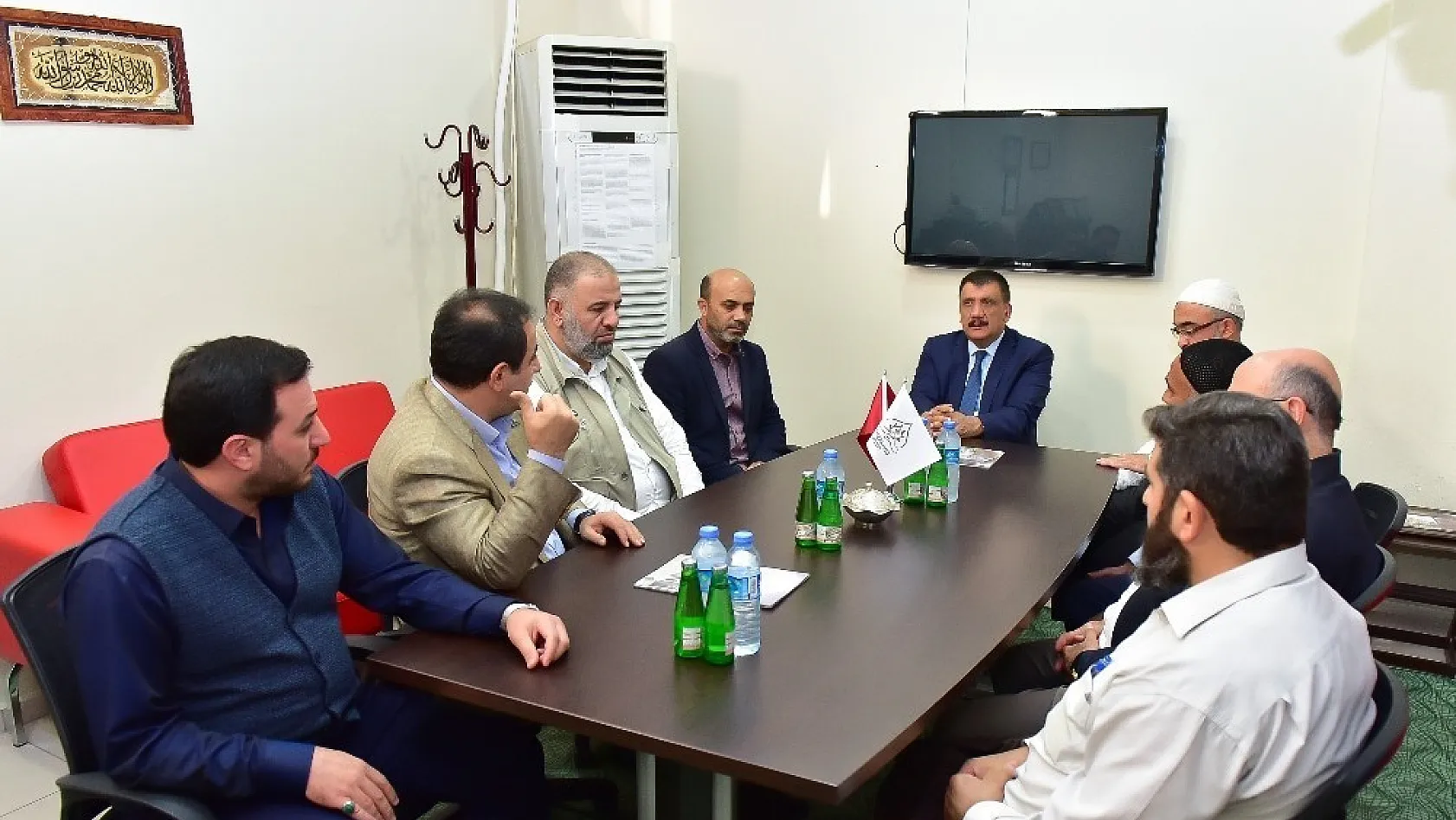 Başkan Gürkan, Semerkand Vakfı yöneticileri ile istişarede bulundu 
