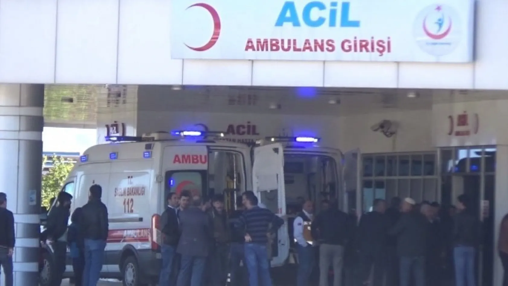 Taziye dönüşü silahlı saldırıya uğrayan 2 kardeş yaralandı 