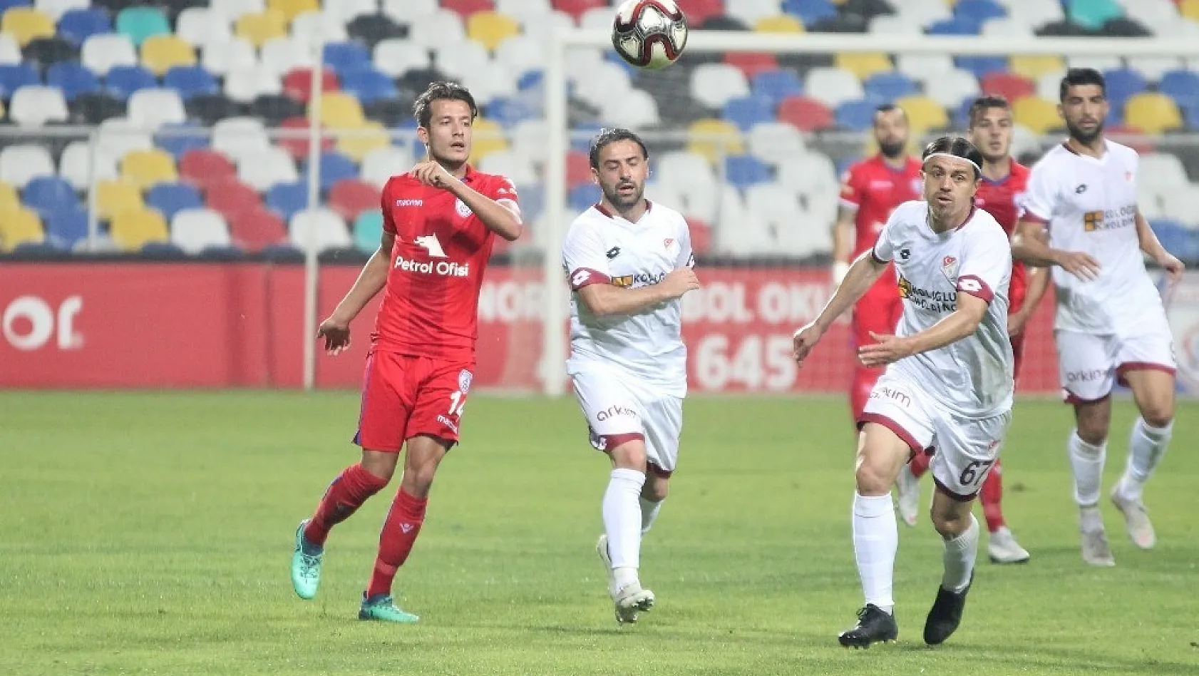 Elazığspor'a 11 hafta 6 kırmızı kart çıktı