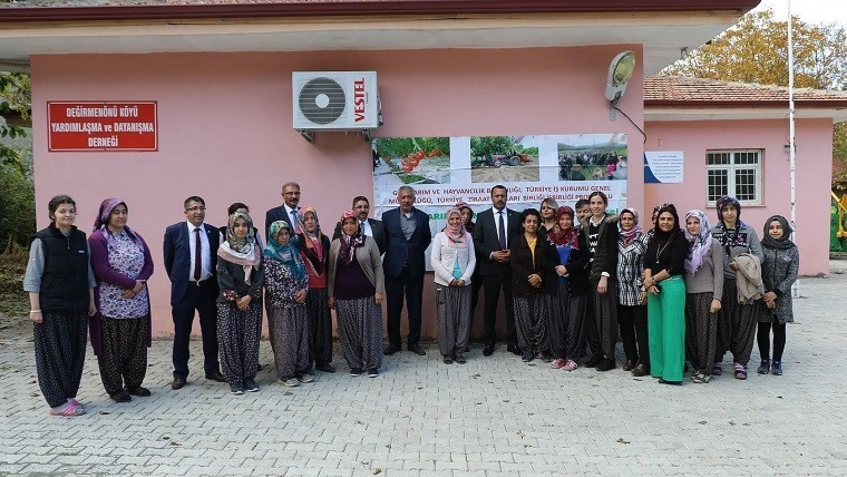 Elazığ'da ceviz yetiştiriciliği kursu açıldı 