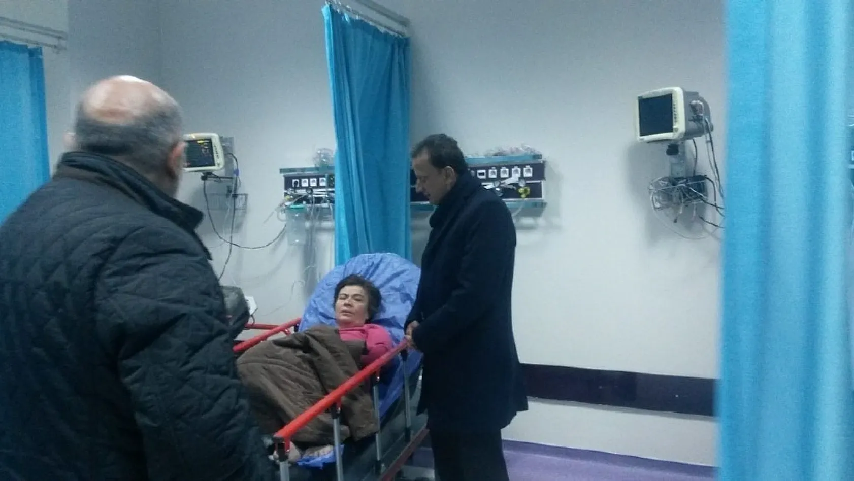 AK Partil'i Kırteke su kuyusunda bulunan kadını ziyaret etti 