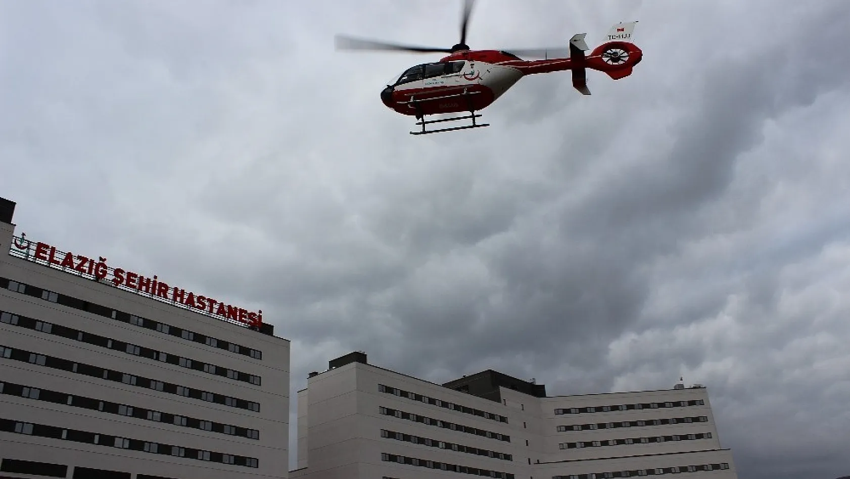 Başhekim Öztürk'Helikopterle gelen hastamızın durumu iyi' 