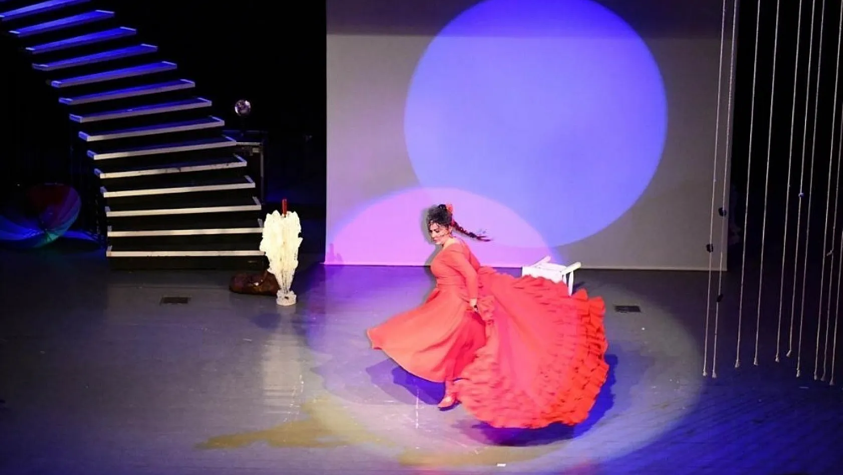 Tunceli'de 'Tamara'nın Çığlıkları' oyunu sahnelendi 