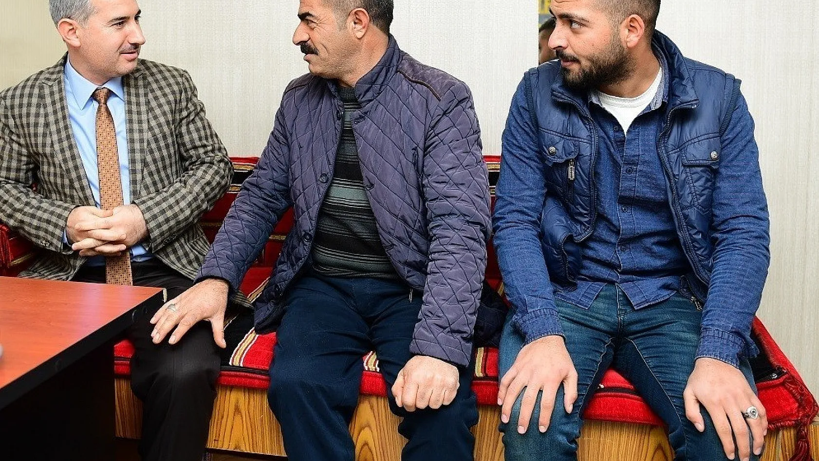 Başkan Çınar, esnaf ziyaretleri kapsamında taksicilerin misafiri oldu 
