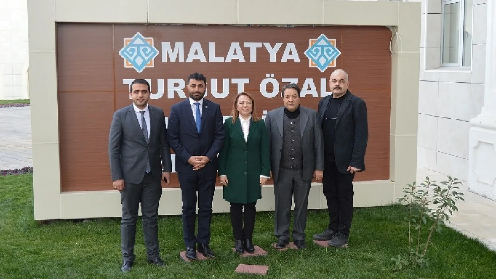 Milletvekili Fendoğlu'ndan Rektör Karabulut'a ziyaret 
