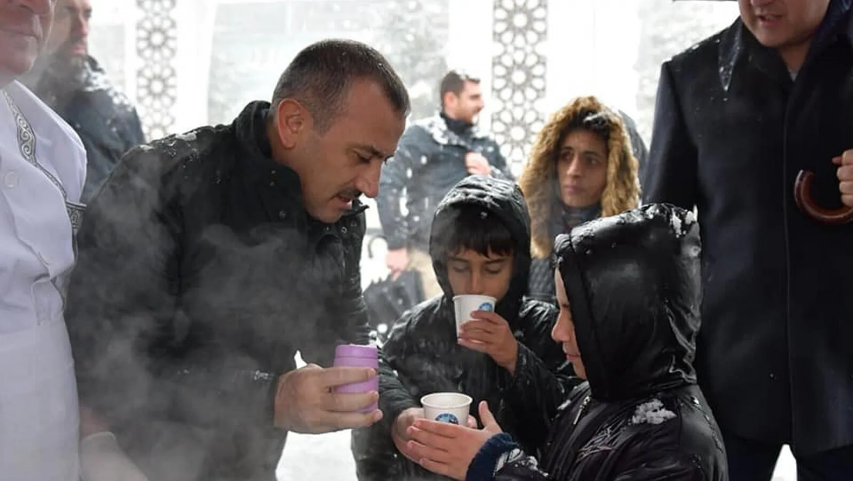 Kış günü insanın içini ısıtan ikram 'Salep' 