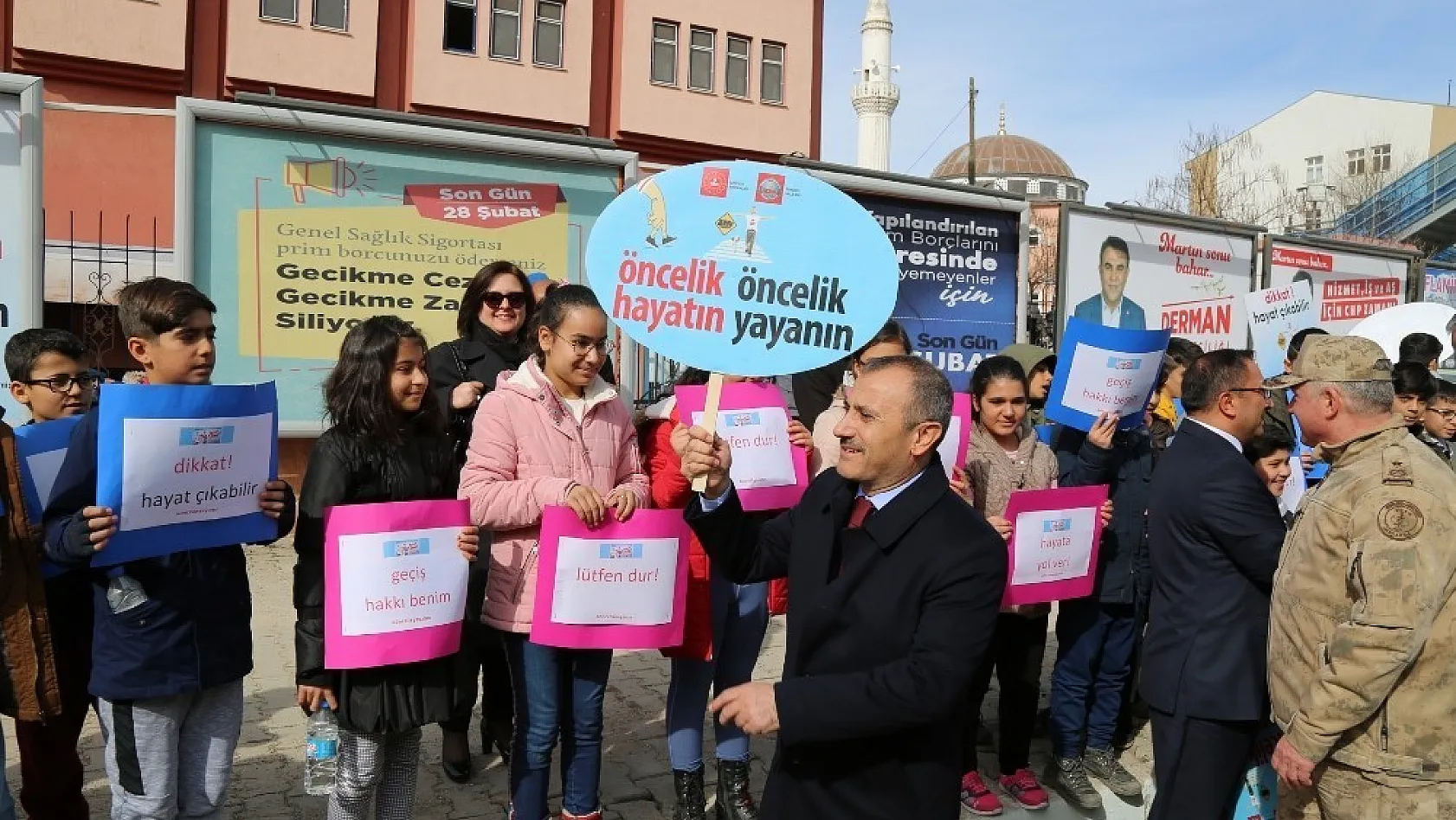 Tunceli'de 'Öncelik Hayatın, Öncelik Yayanın' etkinliği 