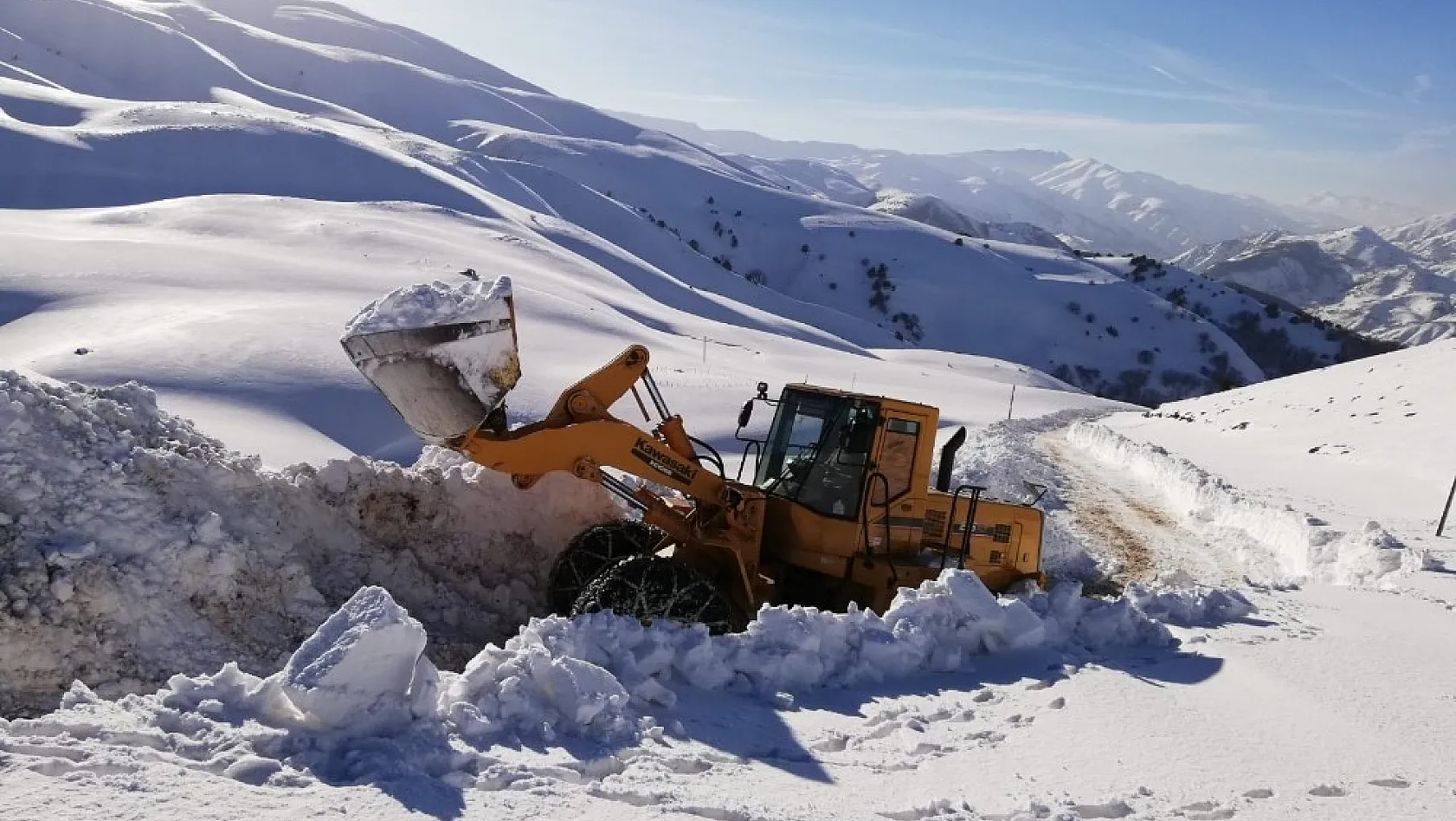 Bingöl'de karla mücadeleye 2,5 milyon TL harcandı 