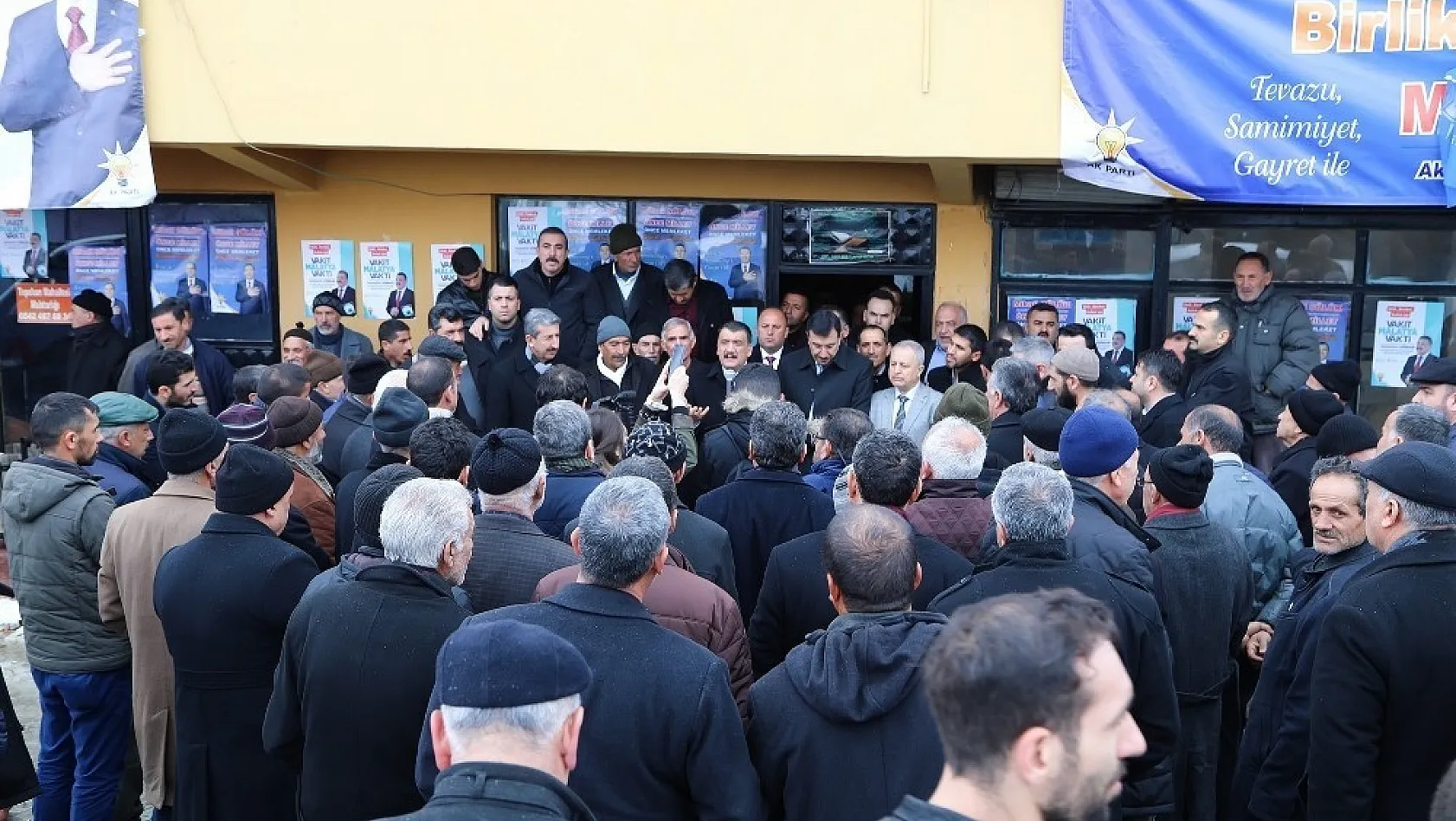 AK Parti Malatya Büyükşehir Adayı Selahattin Gürkan: 