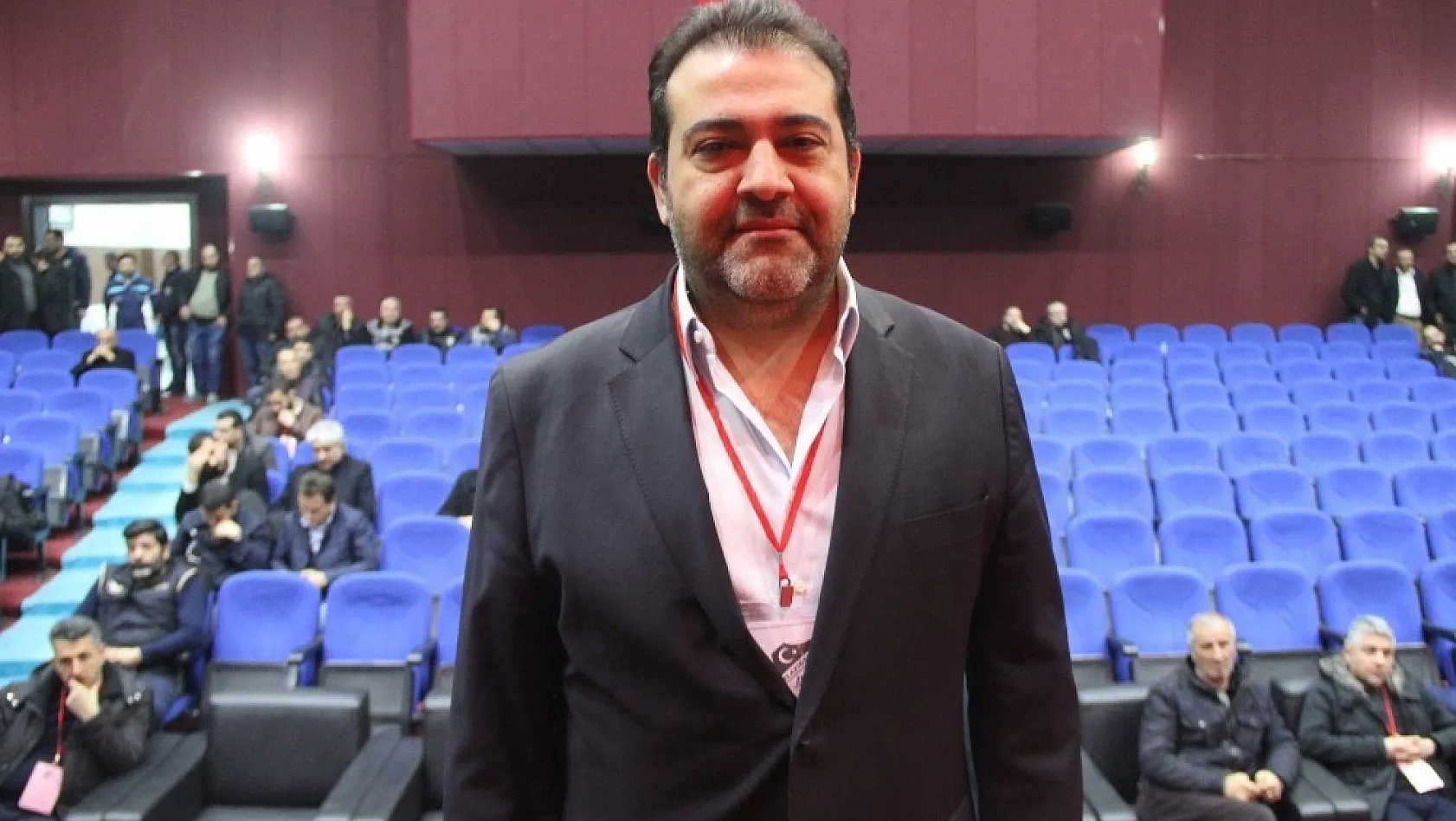 Elazığspor'da Başkan Öztürk oldu