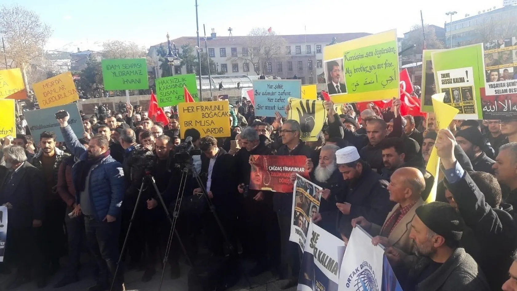 Mısır'daki idamlara Malatya'daki STK'lardan tepki 