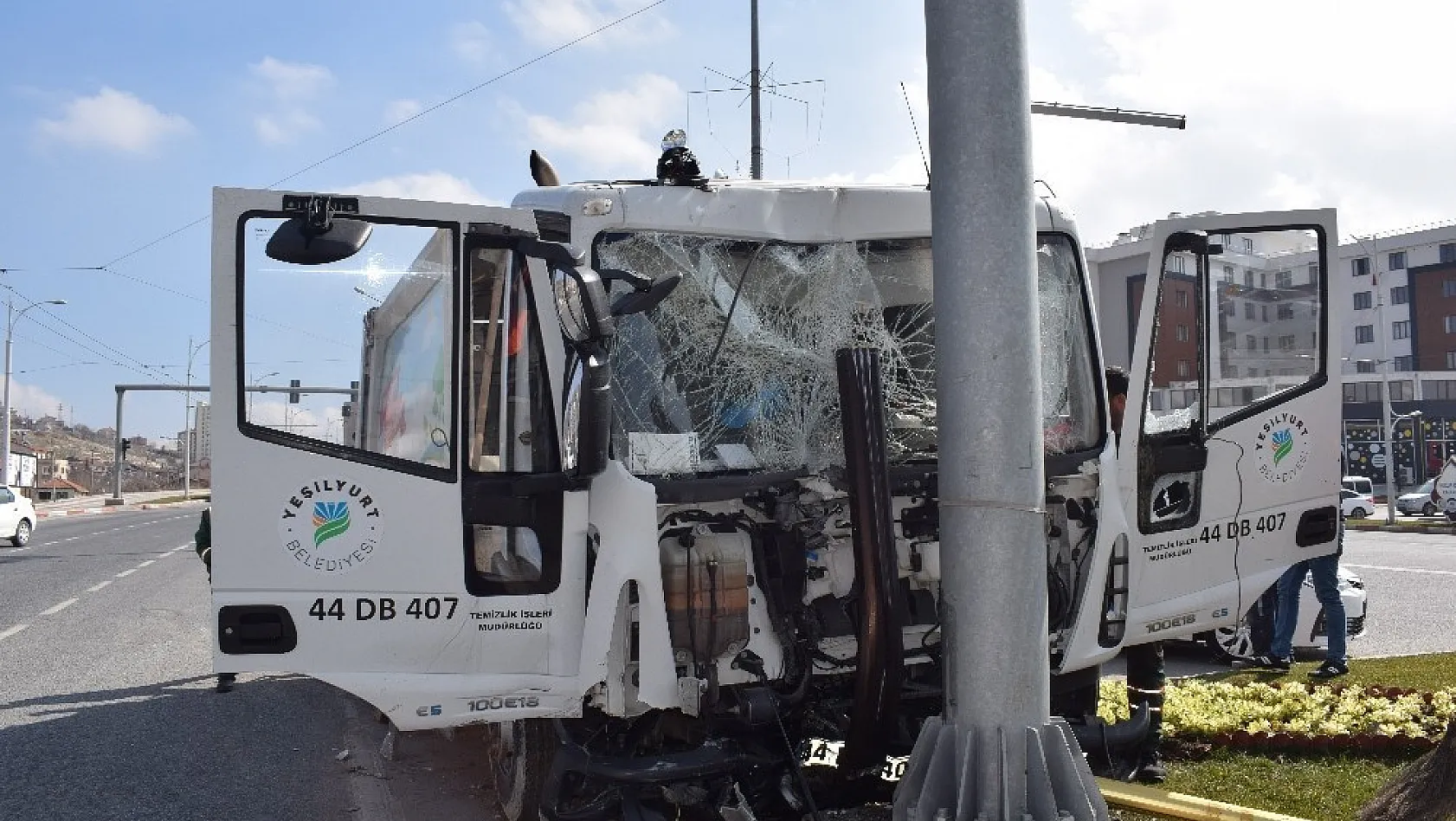 Malatya'da feci kaza: 3'ü ağır 9 yaralı 