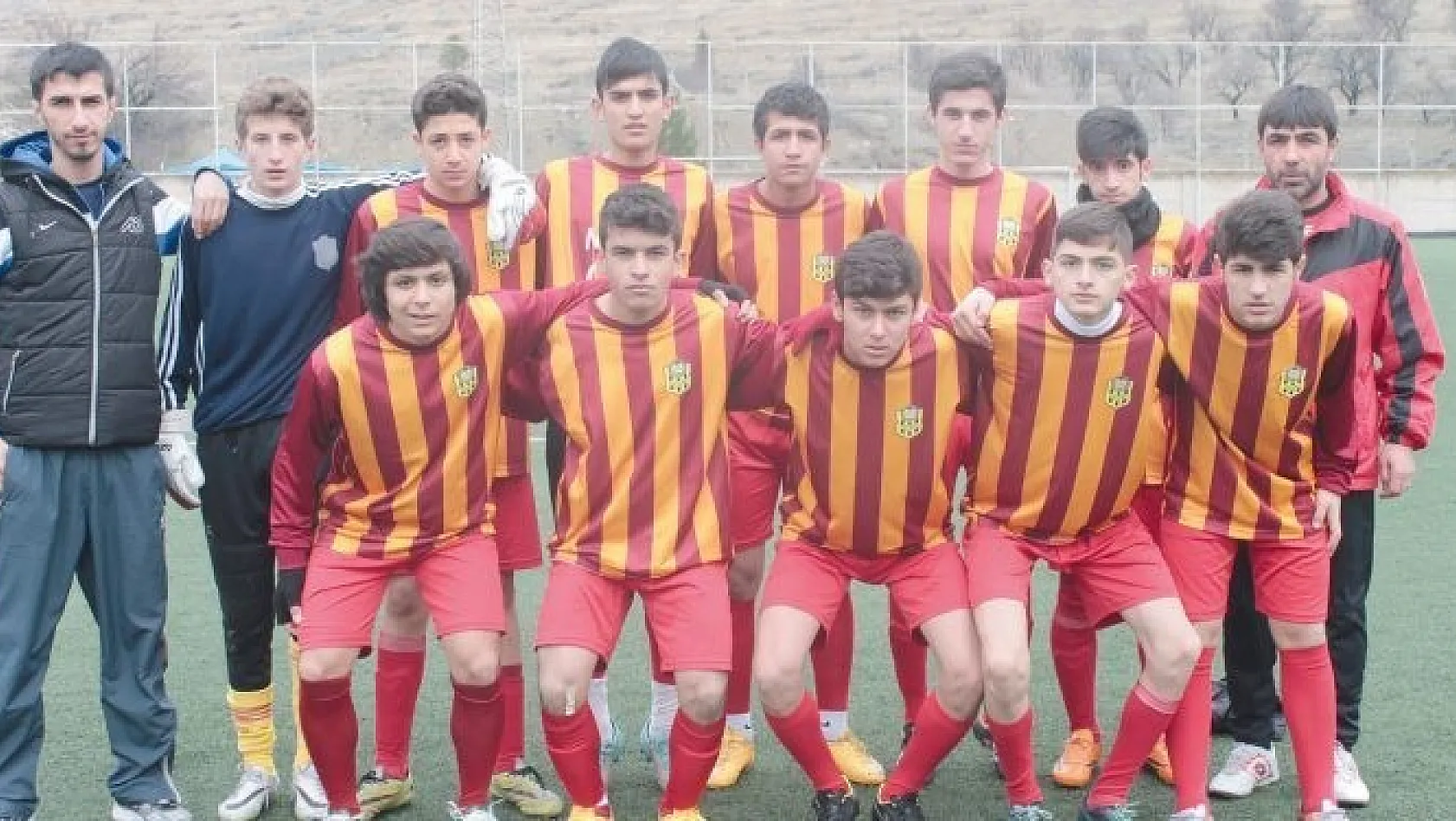 Evkur Yeni Malatyaspor U15 takımı art arda ikinci kez finallerde 