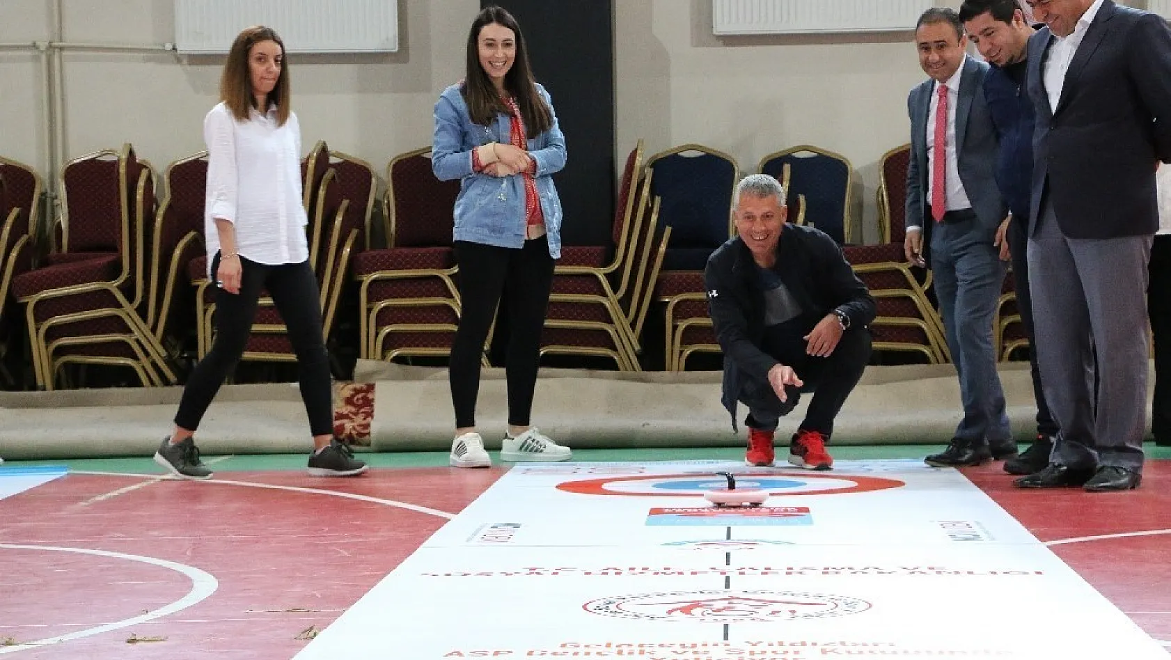 'Floor Curling' Bölge Toplantısı ve Eğitimi Yapıldı