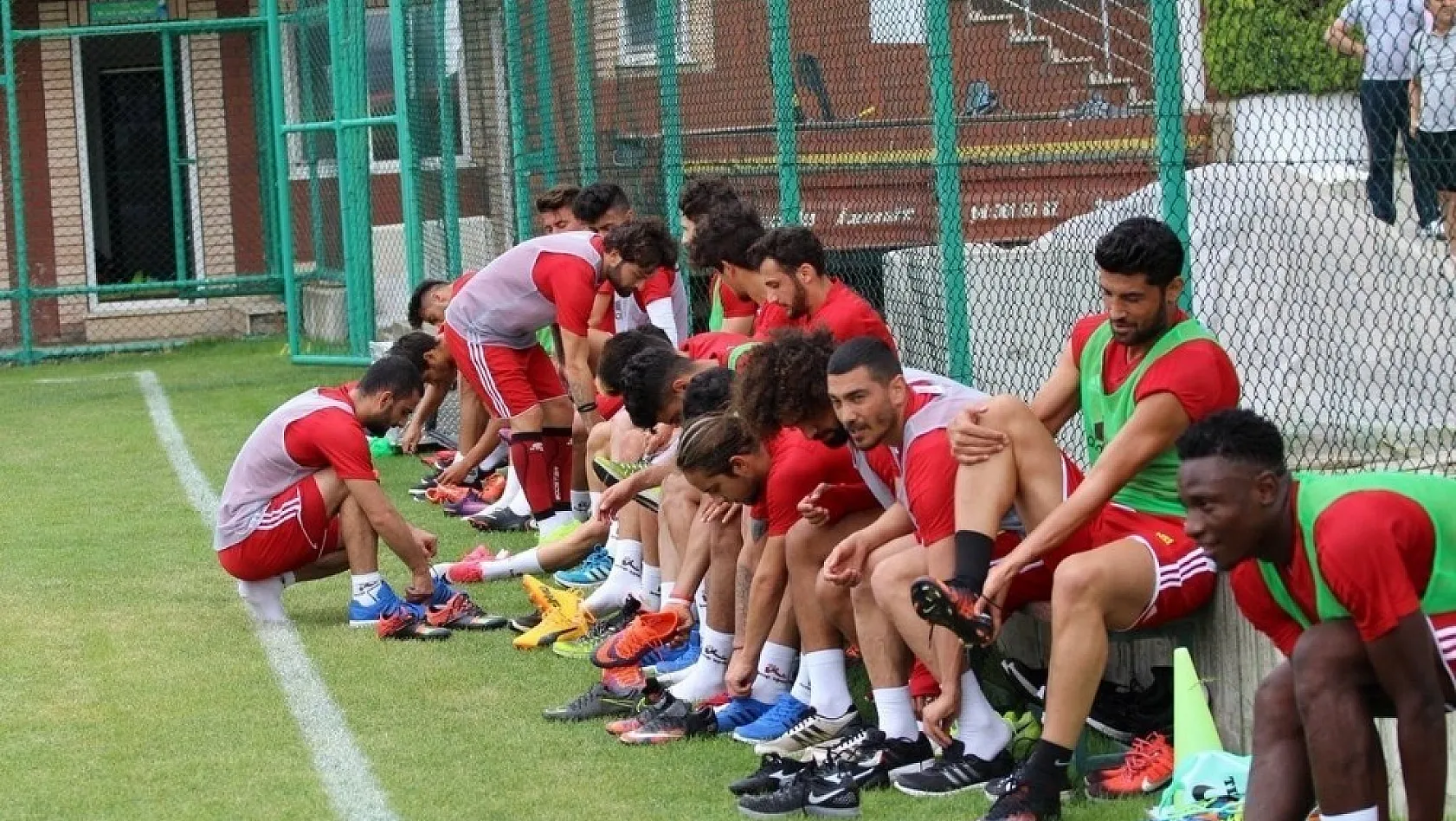 Evkur Yeni Malatyaspor yeni sezona Bolu ve Düzce'de hazırlanacak 